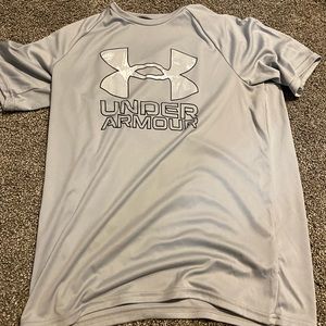 Youth large under armor shirt